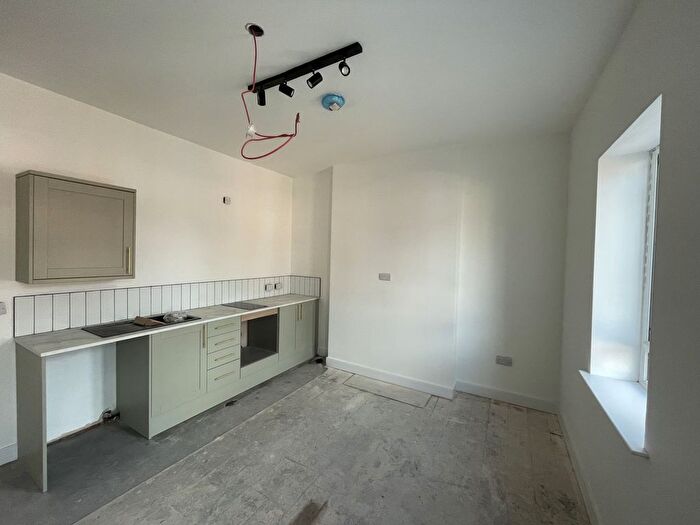 1 Bedroom Flat To Rent In Awsworth Road, Ilkeston, DE7