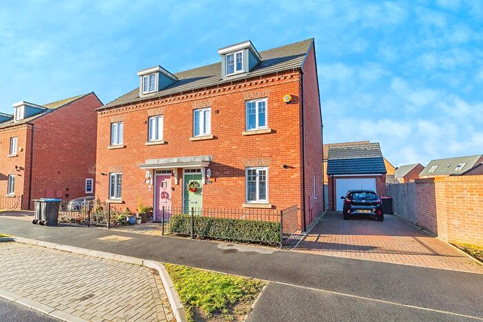 3 Bedroom Detached House For Sale In Olympic Crescent, Brooklands, Milton Keynes, MK10