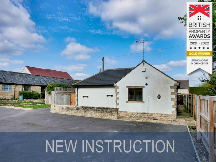 2 Bedroom Cottage To Rent In West Mill Lane, Cricklade, Swindon, SN6