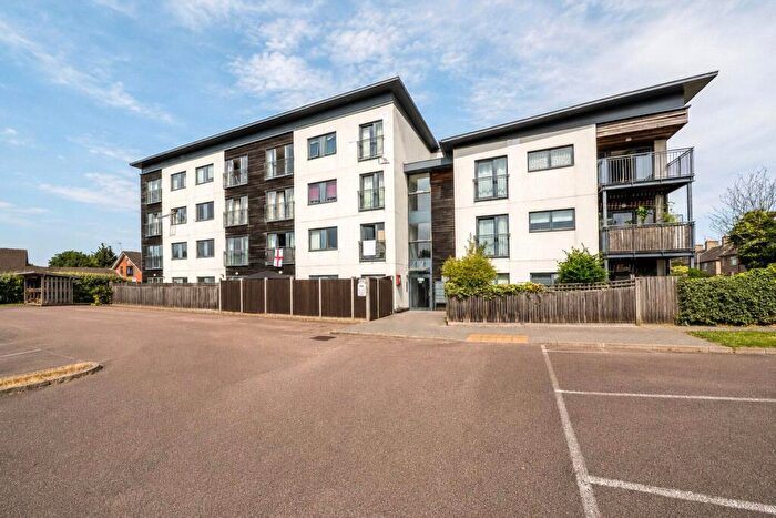 1 Bedroom Apartment For Sale In Lemsford Road, Hatfield, Hertfordshire, AL10