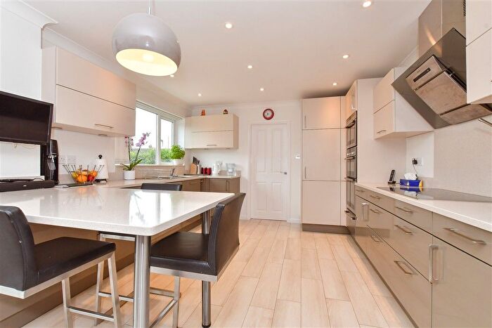 5 Bedroom Detached House For Sale In Bridleway, Whitfield, Dover, Kent, CT16