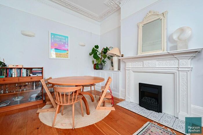 2 Bedroom Apartment To Rent In St Aubyns, Hove, BN3