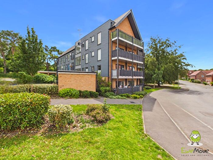 2 Bedroom Terraced House For Sale In Fleetlands House, Blackmoor Drive, Basingstoke, Hampshire, RG24