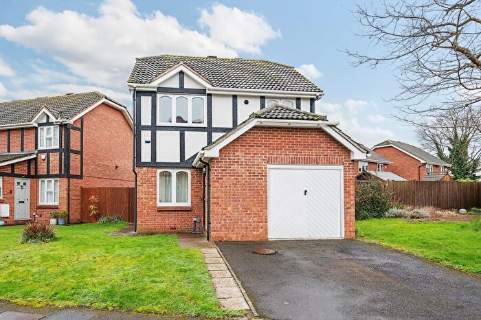 3 Bedroom Detached House To Rent In Stonebridge Field, Eton, SL4