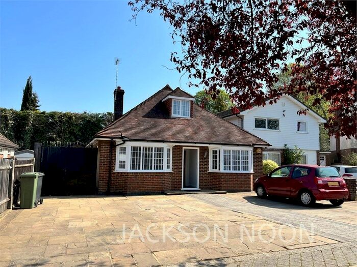 4 Bedroom Chalet To Rent In Langton Avenue, Ewell, KT17