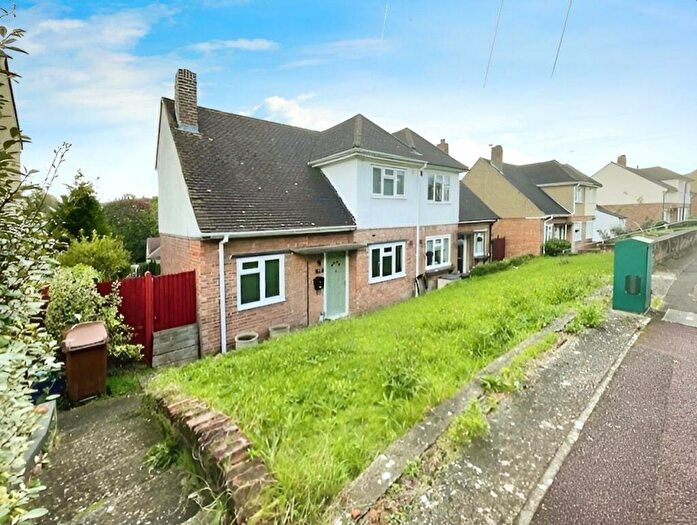 2 Bedroom Semi-Detached House To Rent In Madden Avenue, Chatham, Kent, ME5