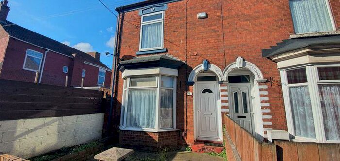 2 Bedroom End Of Terrace House To Rent In Middleburg Street, Hull, HU9
