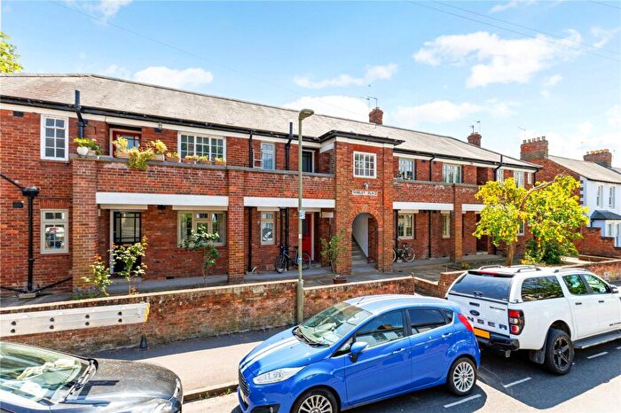 2 Bedroom Apartment To Rent In Shirley Place, Oxford, Oxfordshire, OX2