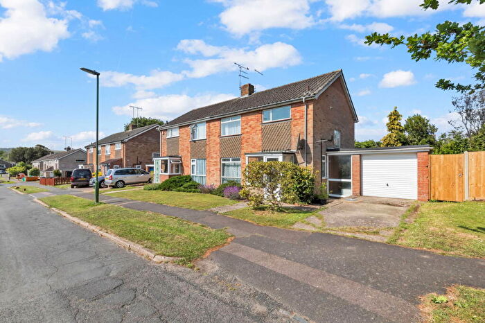 3 Bedroom Semi Detached House For Sale In Ockley Way, Hassocks, BN6