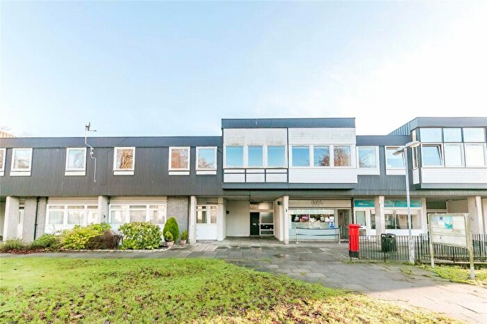 2 Bedroom Flat To Rent In Hazlehead Crescent, Aberdeen, AB15