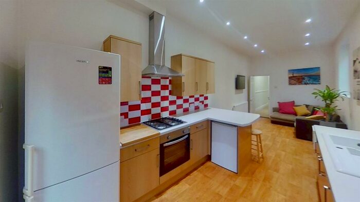 5 Bedroom Terraced House To Rent In Victory Road, Portsmouth, Portsmouth, PO1