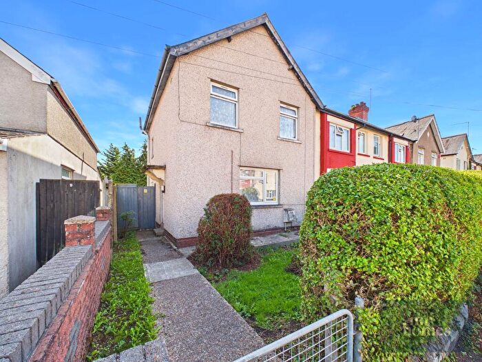3 Bedroom End Of Terrace House For Sale In Pen Y Garn Road, Ely, Cardiff, CF5