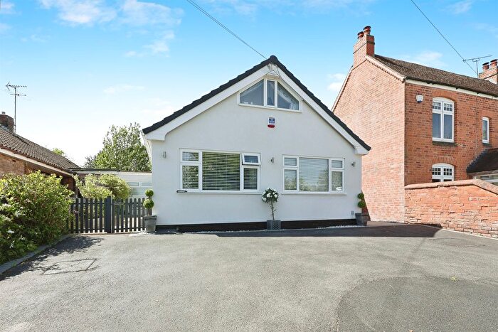 3 Bedroom Bungalow For Sale In Balsall Street, Balsall Common, Coventry, CV7