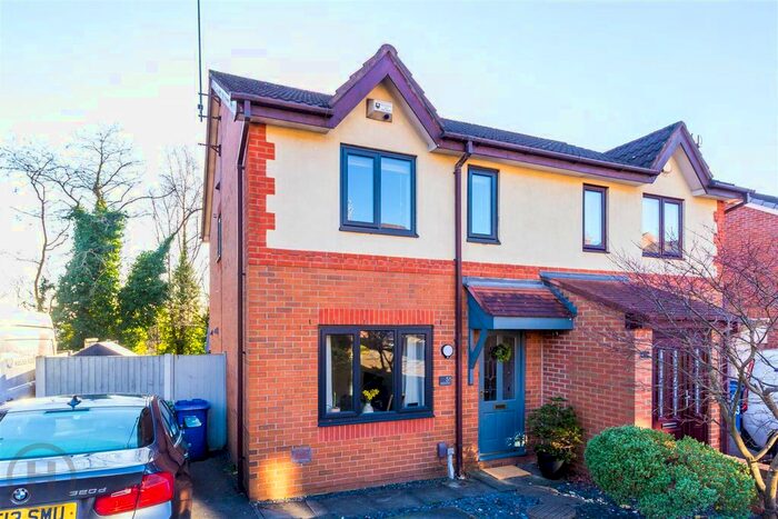 3 Bedroom Semi-Detached House To Rent In Maesbrook Drive, Tyldesley, Manchester, M29