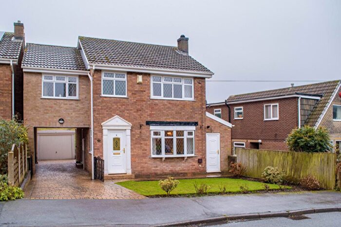 4 Bedroom Detached House For Sale In Thorpes Avenue, Denby Dale, Huddersfield, HD8