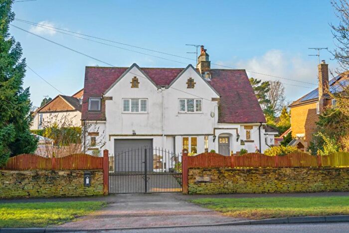 4 Bedroom Detached House For Sale In Bradford Road, Guiseley, Leeds, LS20