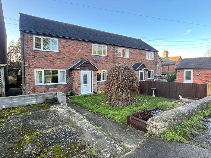 3 Bedroom Semi Detached House For Sale In The Common, Bayston Hill, Shrewsbury, Shropshire, SY3