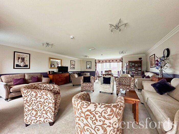 1 Bedroom Flat For Sale In Hornchurch Road, Hornchurch, RM12