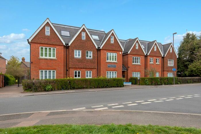 2 Bedroom Flat To Rent In Ifield Road, Wilton House Ifield Road, RH11