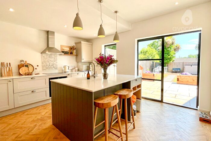 3 Bedroom Semi-Detached House To Rent In Clarence Road, Fleet, GU51