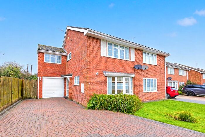 3 Bedroom Semi Detached House For Sale In Sunningdale Walk, Herne Bay, CT6