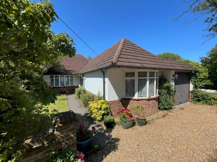 2 Bedroom Detached Bungalow To Rent In Oaken Lane, Claygate, KT10