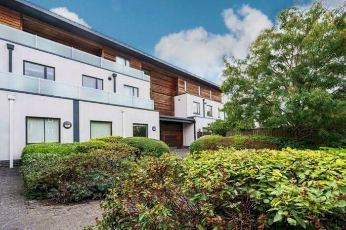 2 Bedroom Apartment To Rent In Stockmore Street, East Oxford, OX4