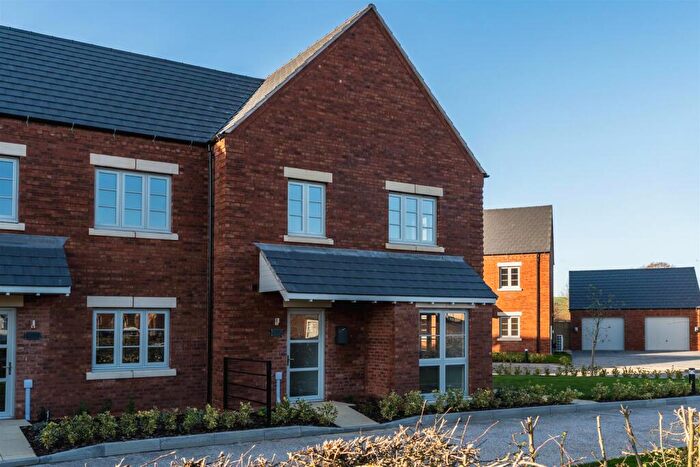 4 Bedroom Semi-Detached House For Sale In Brook Lane, Wessington, DE55