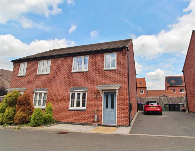 3 Bedroom Semi Detached House For Sale In Ludlow Gardens, Grantham, NG31