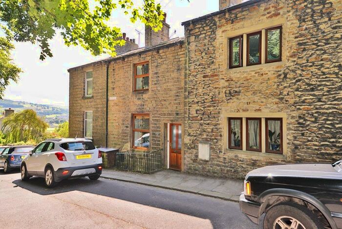 2 Bedroom Terraced House To Rent In Main Street, Farnhill, BD20