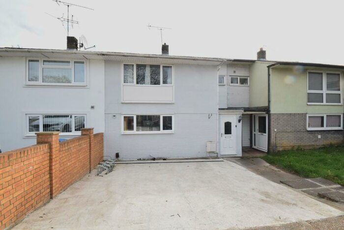 4 Bedroom Terraced House To Rent In Travellers Lane, Hatfield, AL10