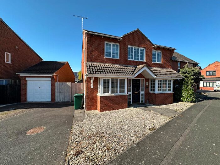 4 Bedroom Detached House For Sale In Hunt Way, Swadlincote, DE11
