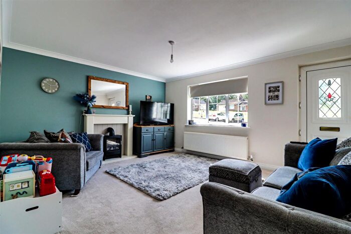 3 Bedroom Terraced House For Sale In Nettleton Road, Caistor, LN7