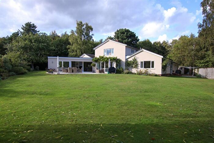 5 Bedroom Detached House For Sale In Golf Lane, Aldeburgh, IP15
