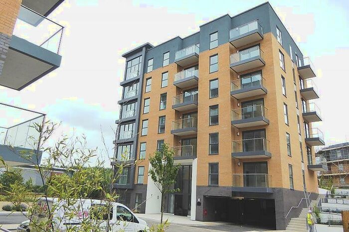 1 Bedroom Apartment To Rent In Osprey House, Bedwyn Mews, Reading, RG2