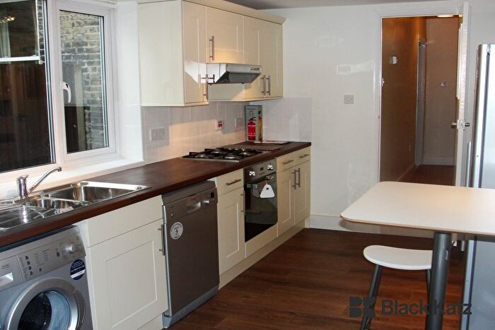 4 Bedroom Terraced House To Rent In Monnow Road, Bermondsey, SE1