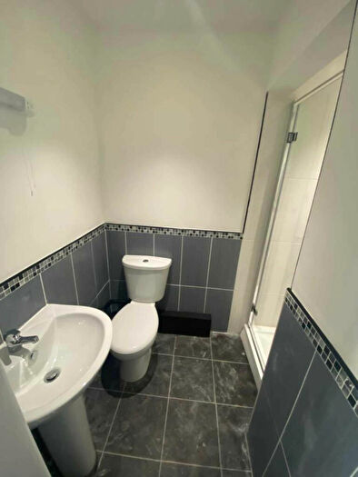 4 Bedroom House To Rent In Fitzwarren Street, Salford, M6