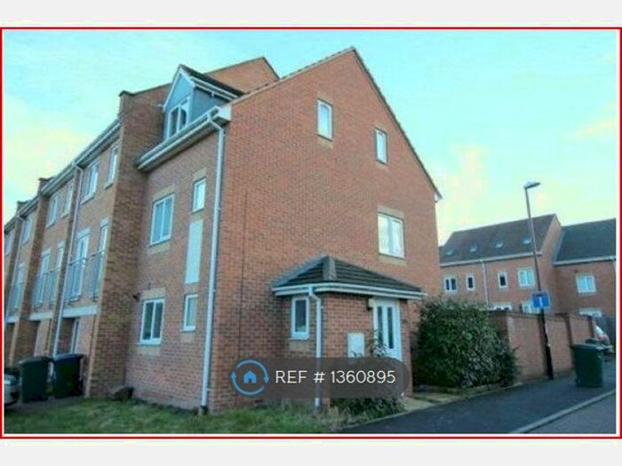 3 Bedroom Terraced House To Rent In Samuel Road, Coventry, CV2