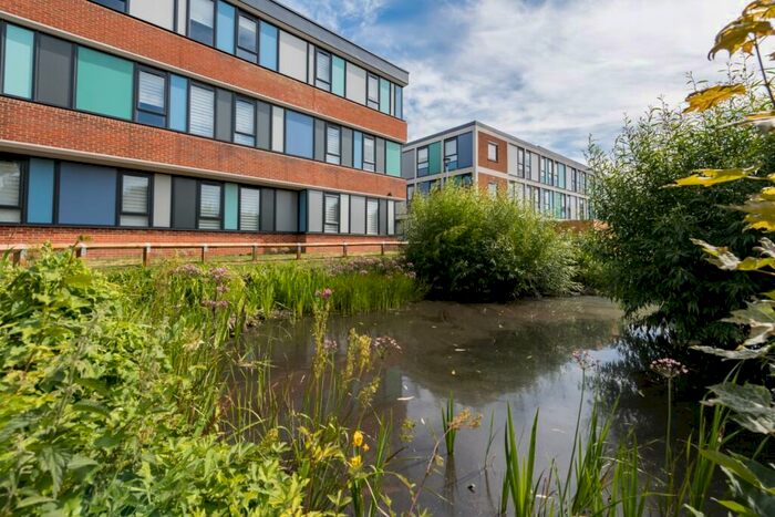 1 Bedroom Apartment To Rent In Thornhill Court, Oxford, OX3
