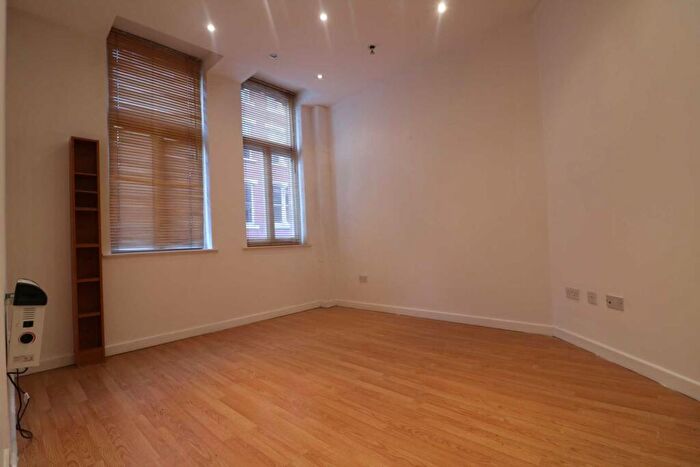 1 Bedroom Apartment To Rent In Victoria Street, Liverpool, Merseyside, L1