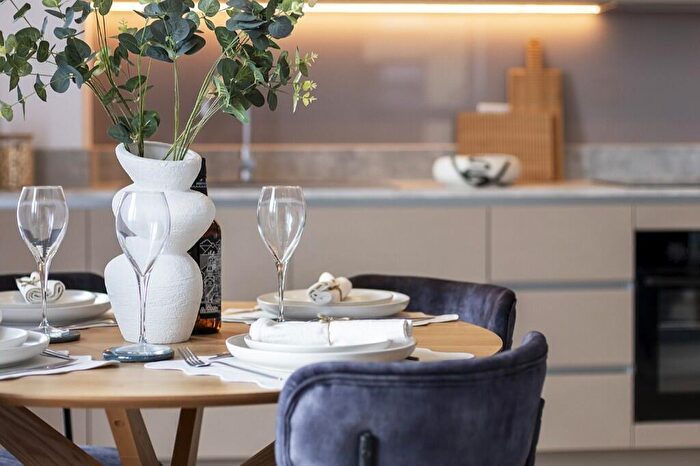 2 Bedroom Apartment To Rent In Dockside, Edinburgh, EH6