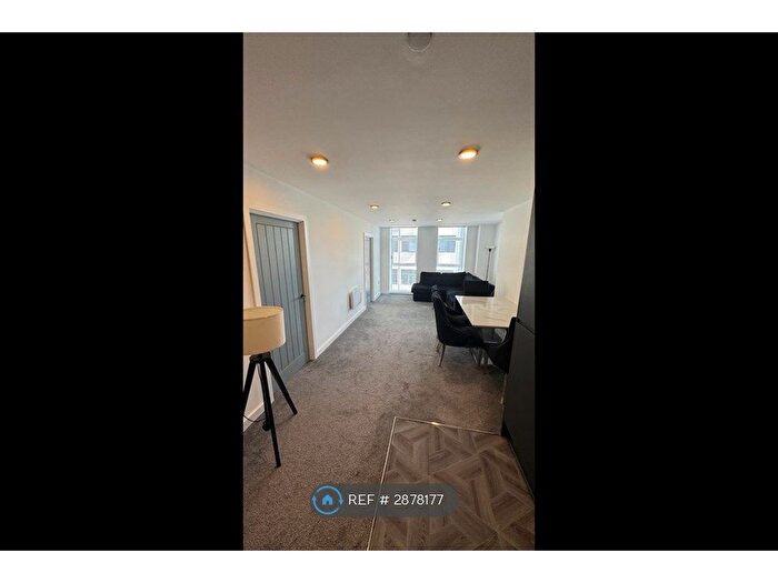 2 Bedroom Flat To Rent In Carnation Place, Nottingham, NG9