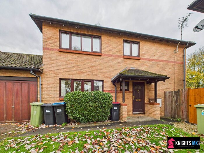 3 Bedroom Link Detached House To Rent In Morrell Close, Shenley Church End, MK5