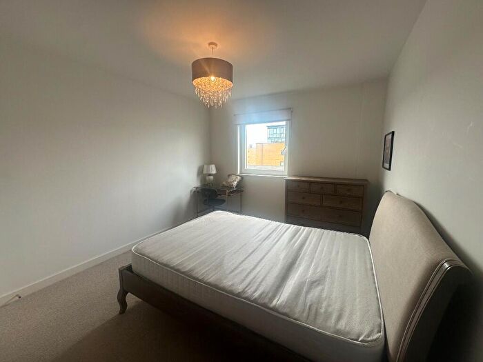 1 Bedroom Flat To Rent In Forge Square, London, E14