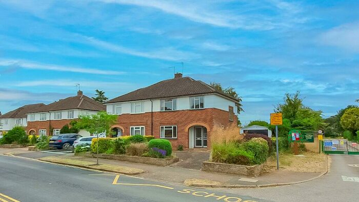 3 Bedroom Semi-Detached House To Rent In Fordwich Rise, Hertford, SG14