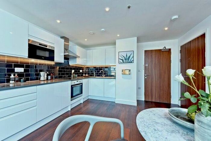 1 Bedroom Flat To Rent In Britannia Point, - Christchurch Road, Colliers Wood, London, Flat, SW19