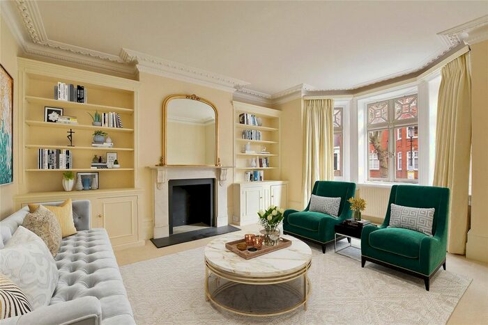 4 Bedroom Flat To Rent In Abingdon Court, Abingdon Villas, London, W8