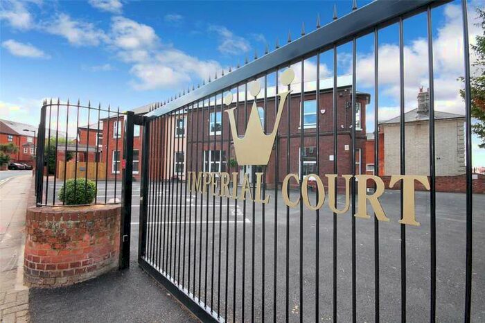 2 Bedroom Flat To Rent In Imperial Court, Stevenson Road, Ipswich, IP1