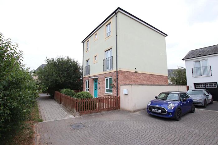 4 Bedroom Detached House For Sale In Burrough Fields, Cranbrook, Exeter, EX5