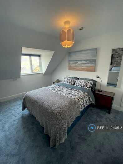 1 Bedroom Flat To Rent In Windsor Road, Bournemouth, BH5